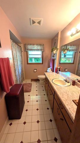 625 N CANTERBURY DRIVE, Appleton, WI 54915