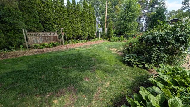 625 N CANTERBURY DRIVE, Appleton, WI 54915