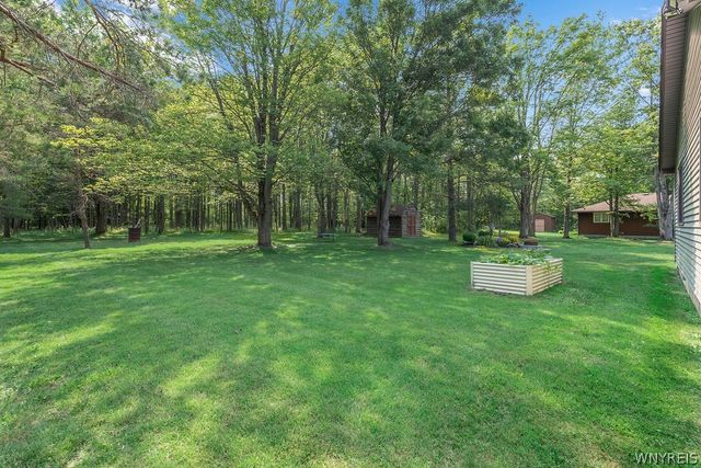 4627 Mckinley Parkway, Hamburg, NY 14075