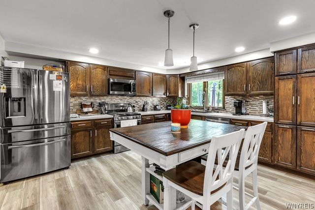 4627 Mckinley Parkway, Hamburg, NY 14075