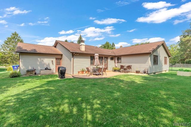 4627 Mckinley Parkway, Hamburg, NY 14075