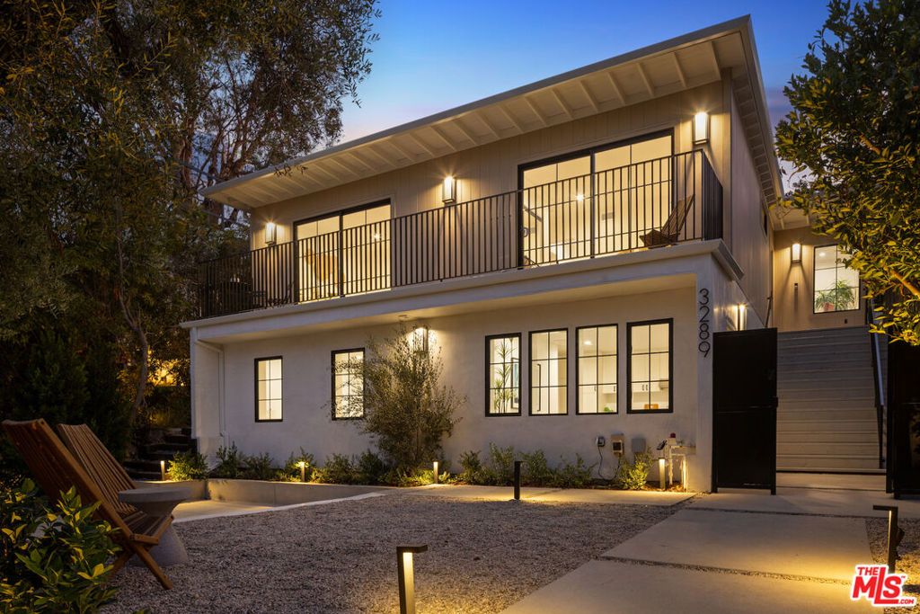 3289 Kelton Avenue, Los Angeles, CA 90034 — photo 3
