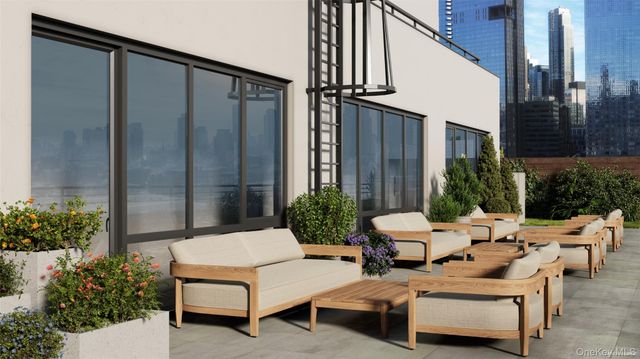 11-37 44th Drive 504, Long Island City, NY 11101