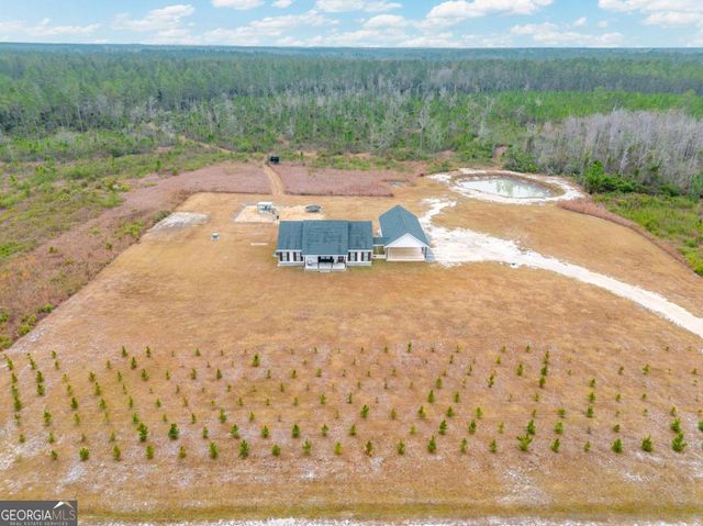 7059 Thornbird Road, Waycross, GA 31503