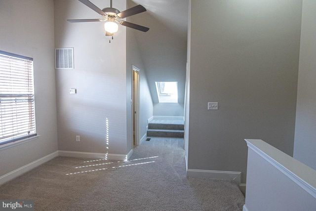 4442 POTOMAC HIGHLANDS CIR, Triangle, VA 22172