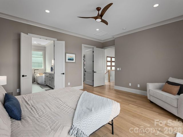 642 Altamont View, Asheville, NC 28804
