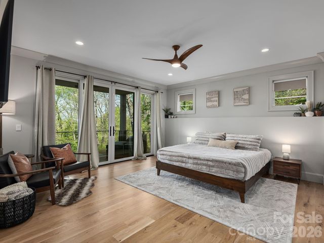 642 Altamont View, Asheville, NC 28804