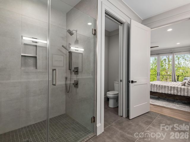 642 Altamont View, Asheville, NC 28804