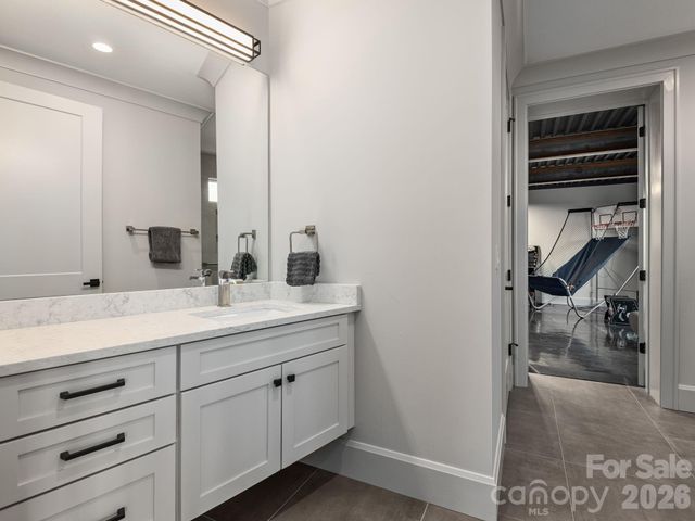 642 Altamont View, Asheville, NC 28804