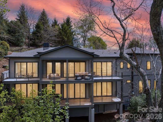 642 Altamont View, Asheville, NC 28804