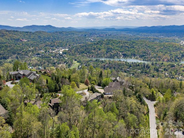 642 Altamont View, Asheville, NC 28804