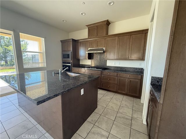 19042 Martino Court, Canyon Country, CA 91350