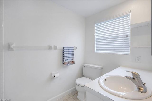 746 Cardium ST, Sanibel, FL 33957