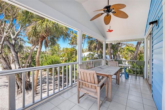 746 Cardium ST, Sanibel, FL 33957