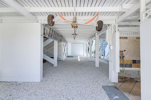 746 Cardium ST, Sanibel, FL 33957