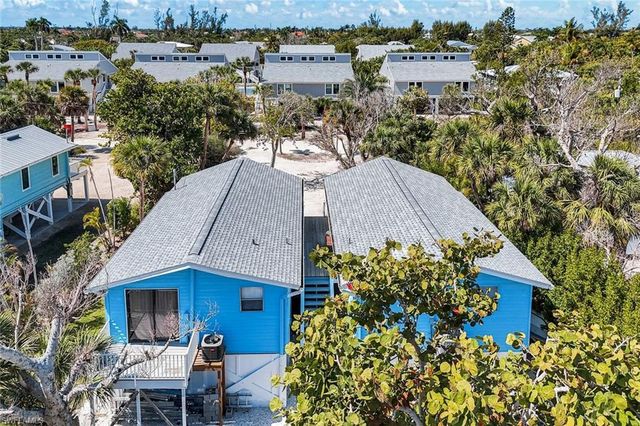 746 Cardium ST, Sanibel, FL 33957