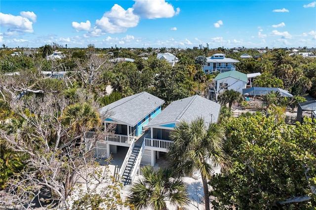 746 Cardium ST, Sanibel, FL 33957