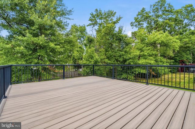 5915 LARPIN LN, Alexandria, VA 22310