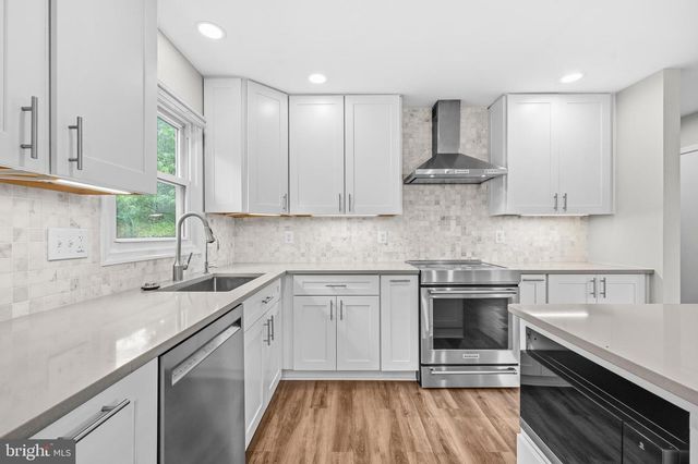 5915 LARPIN LN, Alexandria, VA 22310