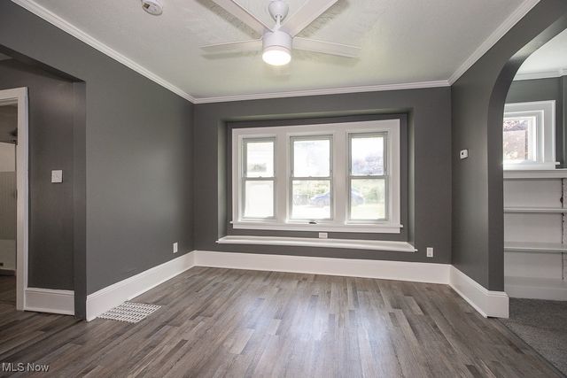 1063 Packard Drive, Akron, OH 44320