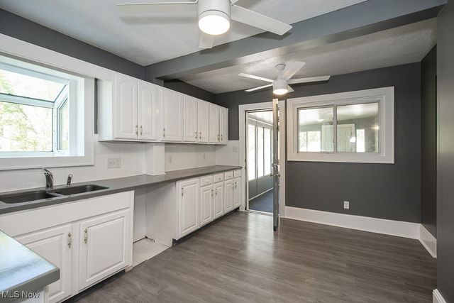 1063 Packard Drive, Akron, OH 44320