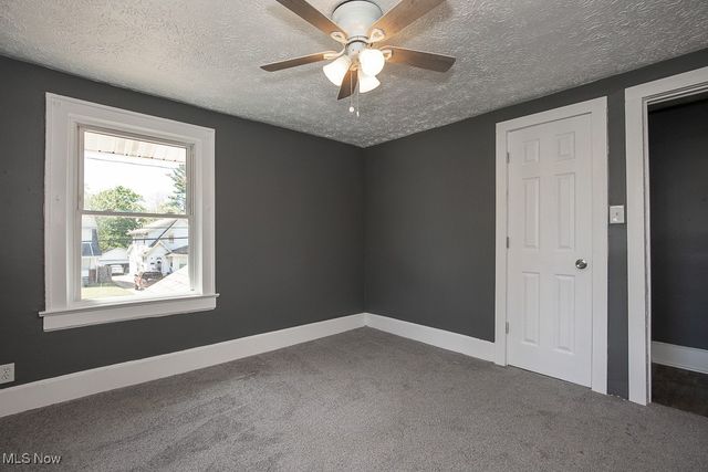 1063 Packard Drive, Akron, OH 44320