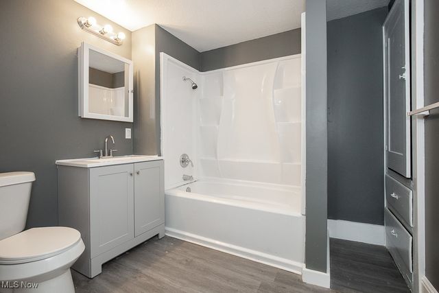 1063 Packard Drive, Akron, OH 44320