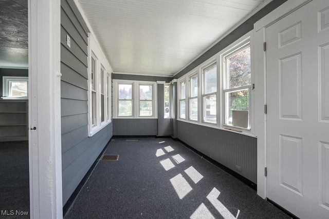 1063 Packard Drive, Akron, OH 44320