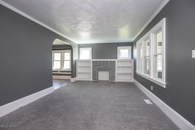 1063 Packard Drive, Akron, OH 44320