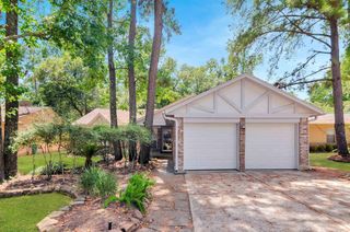 17 W Broken Oak, The Woodlands, TX 77381