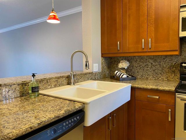 7405 Charmant 2324, San Diego, CA 92122