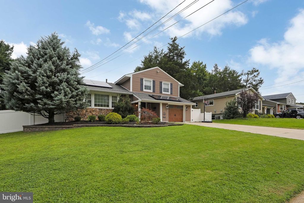 10 FORREST DR, BLACKWOOD, NJ 08012 — photo 4