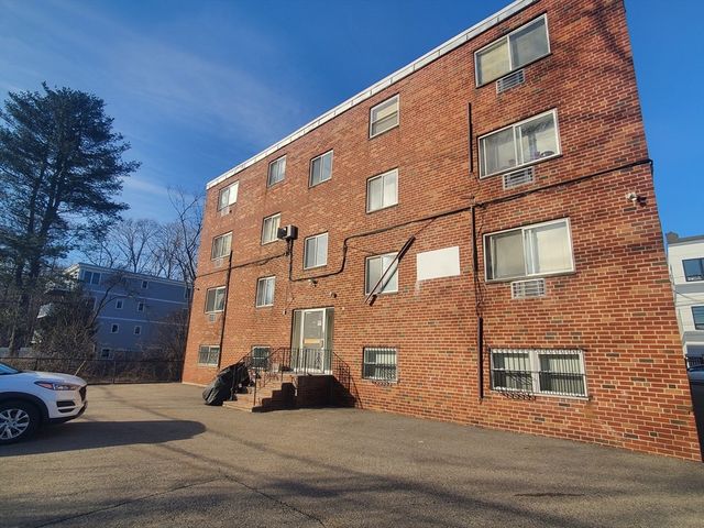 24 Colgate Road 1, Boston, MA 02131