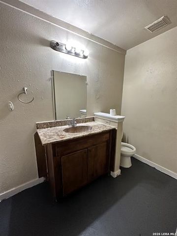 325 E french pl, San Antonio, TX 78212