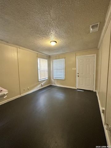 325 E french pl, San Antonio, TX 78212