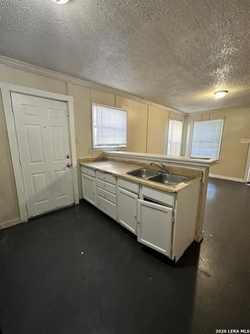 325 E french pl, San Antonio, TX 78212