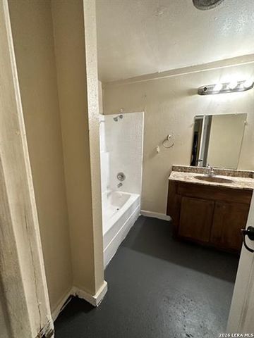 325 E french pl, San Antonio, TX 78212