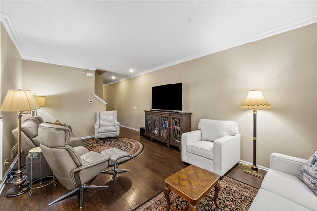 6395 Cunningham Court A, Gurnee, IL 60031