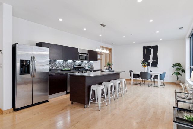 3104 W Lake Street 305, Minneapolis, MN 55416