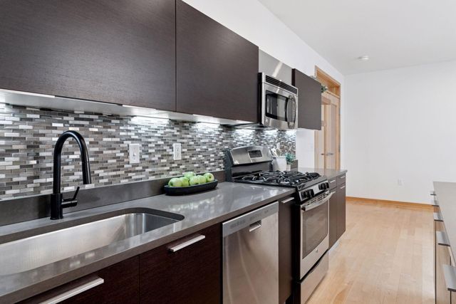 3104 W Lake Street 305, Minneapolis, MN 55416