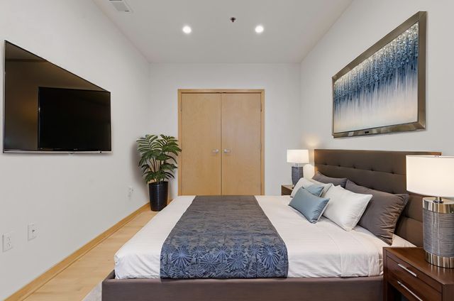 3104 W Lake Street 305, Minneapolis, MN 55416