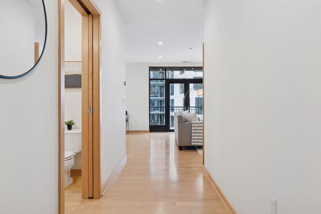 3104 W Lake Street 305, Minneapolis, MN 55416