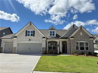 5512 Tullis Drive, Gainesville, GA 30507