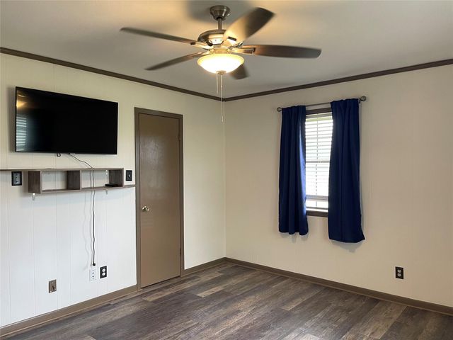 525 Fm 80 N, Streetman, TX 75859