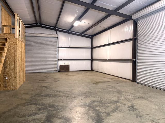 525 Fm 80 N, Streetman, TX 75859