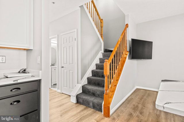 884 LOWE RD, Middle River, MD 21220