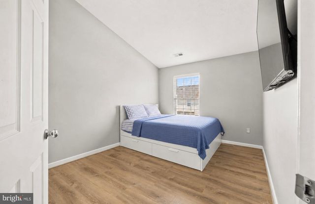 884 LOWE RD, Middle River, MD 21220