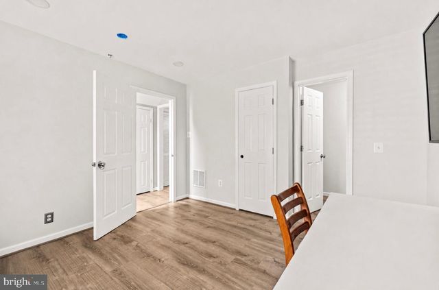 884 LOWE RD, Middle River, MD 21220