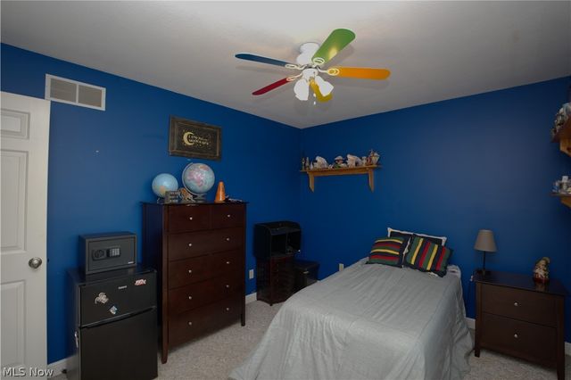 5295 Sycamore Hill Drive, New Middletown, OH 44442