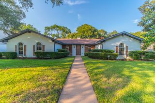 2605 Briarwood Drive, Plano, TX 75074
